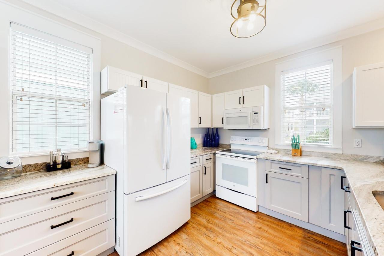 Barefoot Cottages #B8 Jasmine By The Bay Highland View Esterno foto